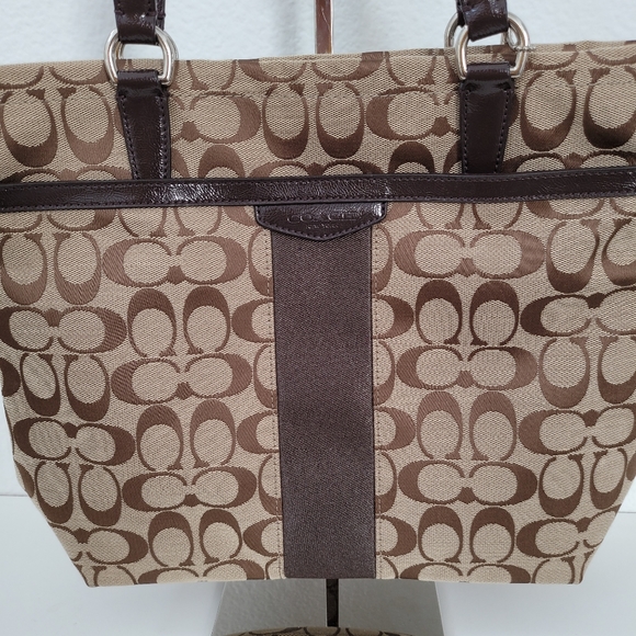 Gently used Coach purse - Picture 2 of 6